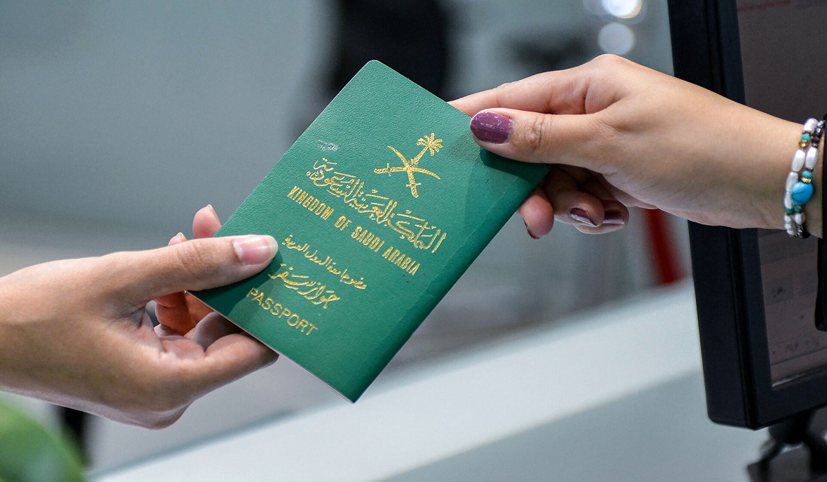  رسوم تأشيرة خروج وعودة 90 يوم
